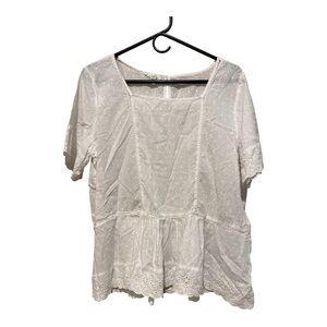Chic White Lace Women's Blouse